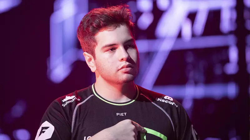 Felipe “Less” Basso