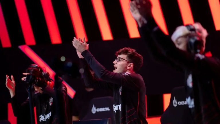 red-vitoria-14-rodada-cblol-2022