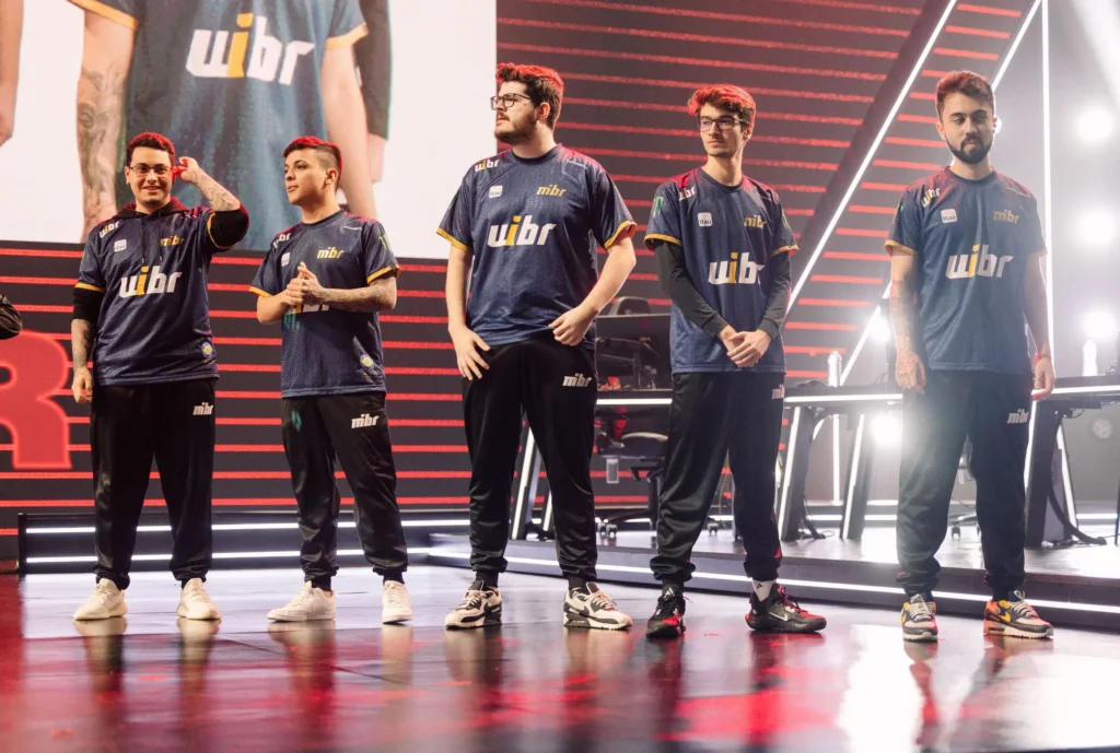 Equipe da MIBR, durante o VCT Américas