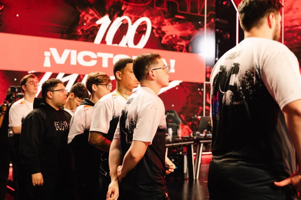 Toda a equipe da FURIA, na sua partida contra a 100 Thieves, no VCT Américas