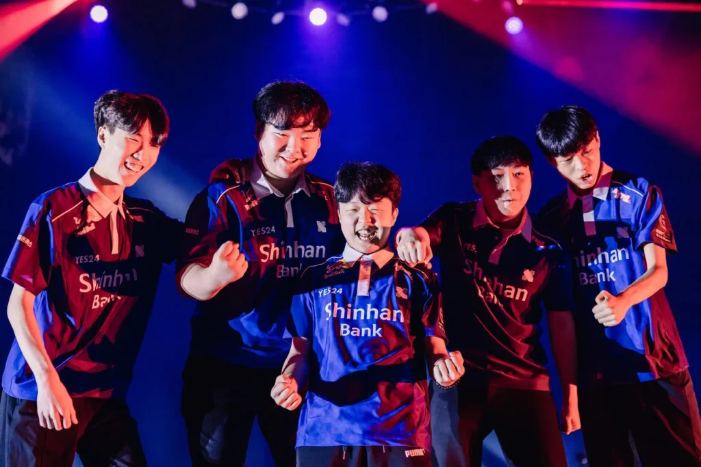 Equipe da DRX, durante a sua vitória, no VCT Masters Tokyo