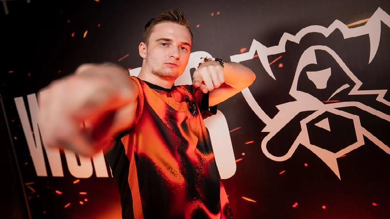 fnatic-vence-c9-no-worlds-2023