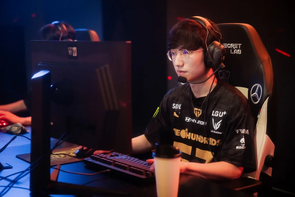 Peanut, jungler da Gen G, jogando no Worlds 2023