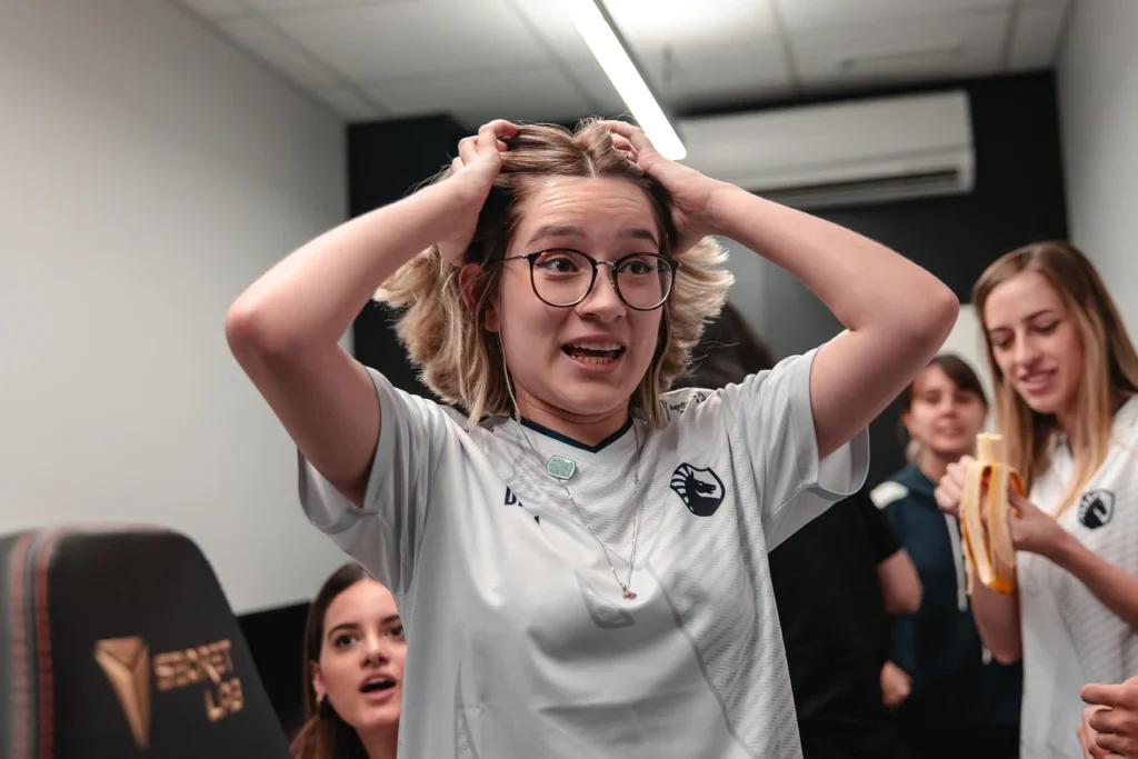 A capitã da Cavalaria daiki, MVP da série entre a Liquid e EG