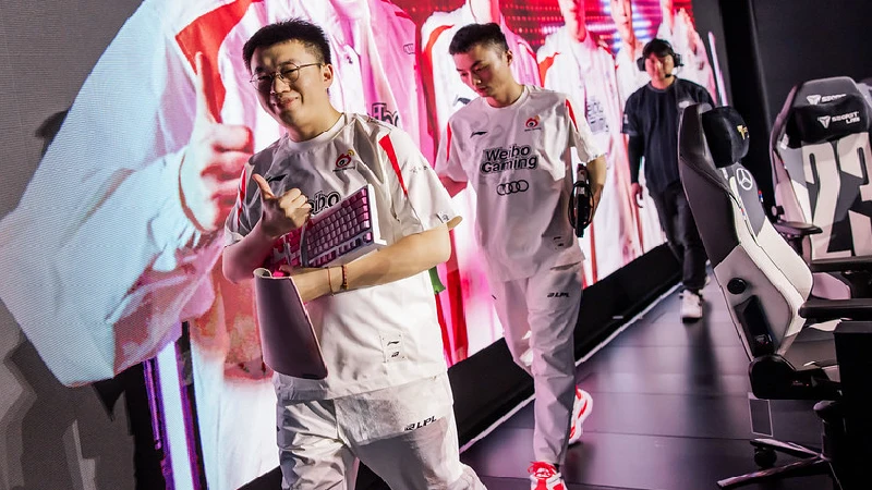 weibo-elimina-lng-e-avança-a-semifinal-do-worlds-2023