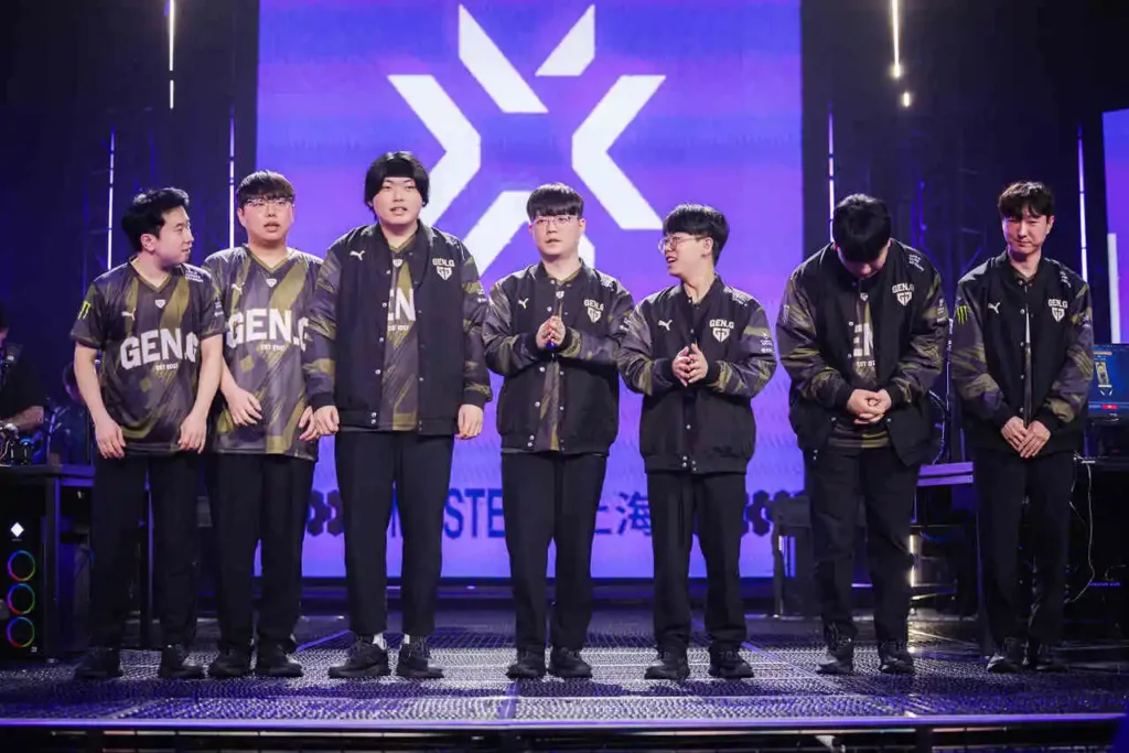 Equipe da Gen.G Esports, após vencer a Leviatán, no VCT Masters Shanghai