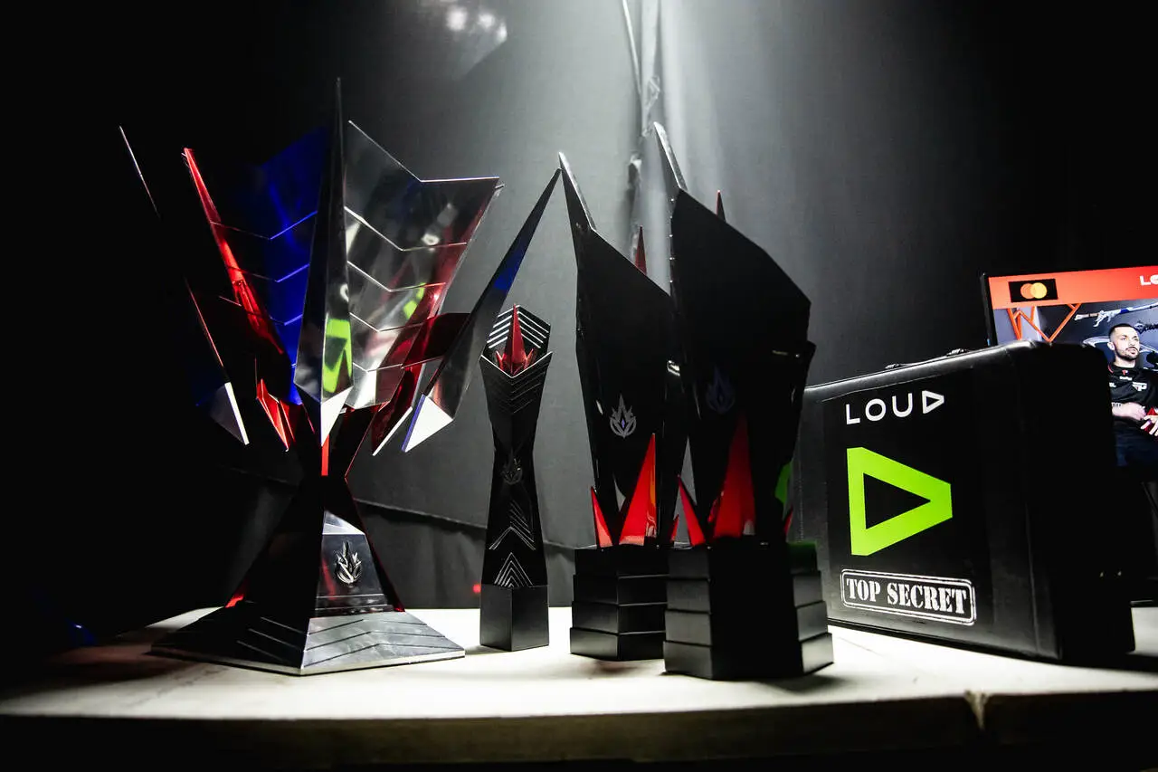 Primeiro dia de CBLOL 2024 2 spli