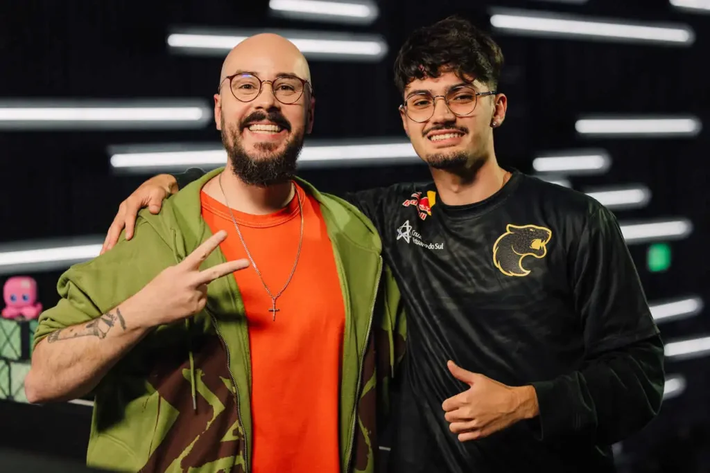 Spacca e Khalil, no VCT Américas, após a FURIA vencer o jogo contra a LOUD