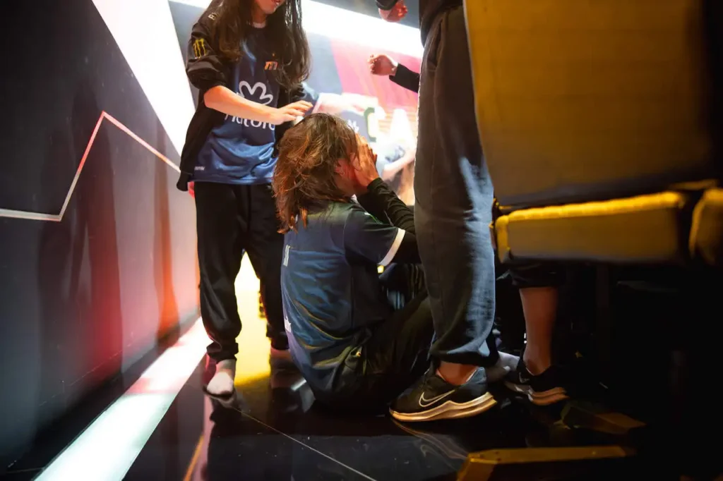 srN, a duelista do MIBR GC, extramamente emocionada após vencer a grande final da segunda etapa do VCT Game Changers 2024