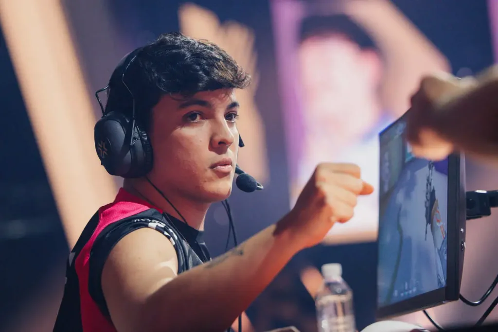 heat jogador brasileiro jogando pela KRÜ Esports no VALORANT Champions 2024