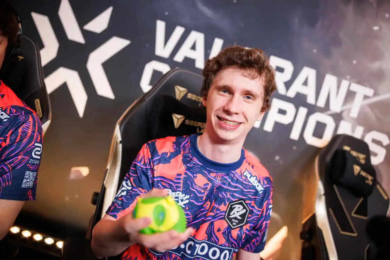 something jogador paper rex valorant champions