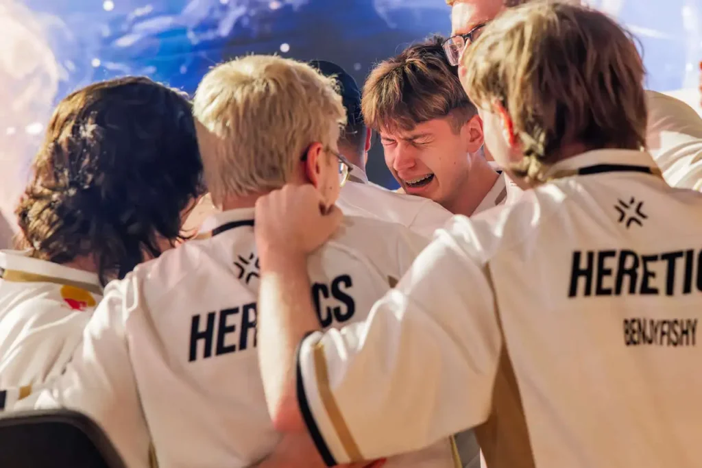 Team Heretics emocionada, após vencer em cima da DRX e avançar no VALORANT Champions 2024