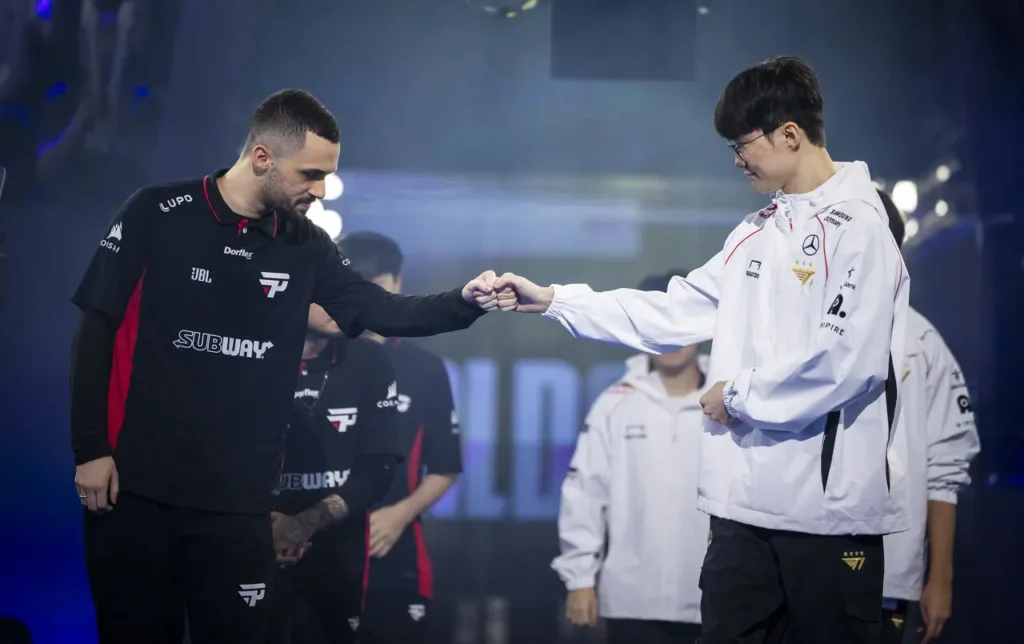 Um marco na história do LoL brasileiro, dyNquedo e Faker se enfrentando no palco do Worlds 2024