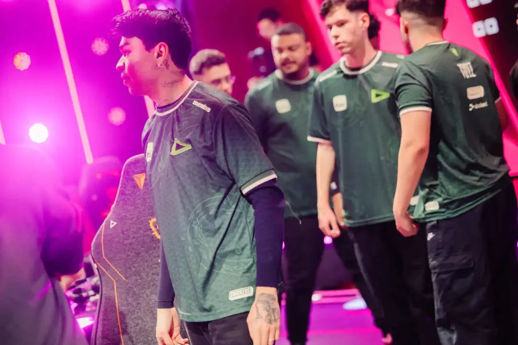 Equipe da LOUD eliminada do VCT Américas, após perder para a KRÜ Esports