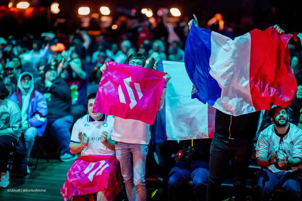 Torcida da Team BDS no Six Invitational 2025