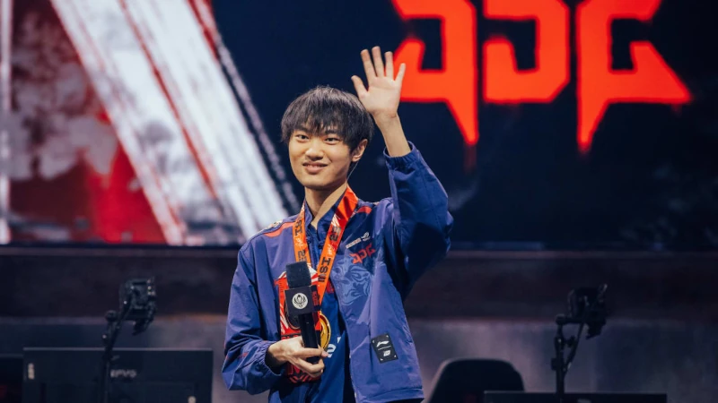 MSI Knight MVP