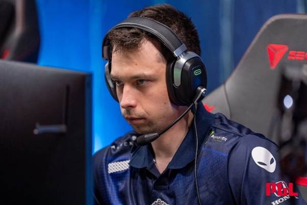 Michal "Nisha" Jankowski - Dota 2-speler