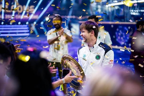 mid-laner Dota 2 Marl1ne