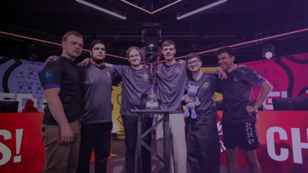 Lagbild på Leo Esports efter vinsten i Valorant SM