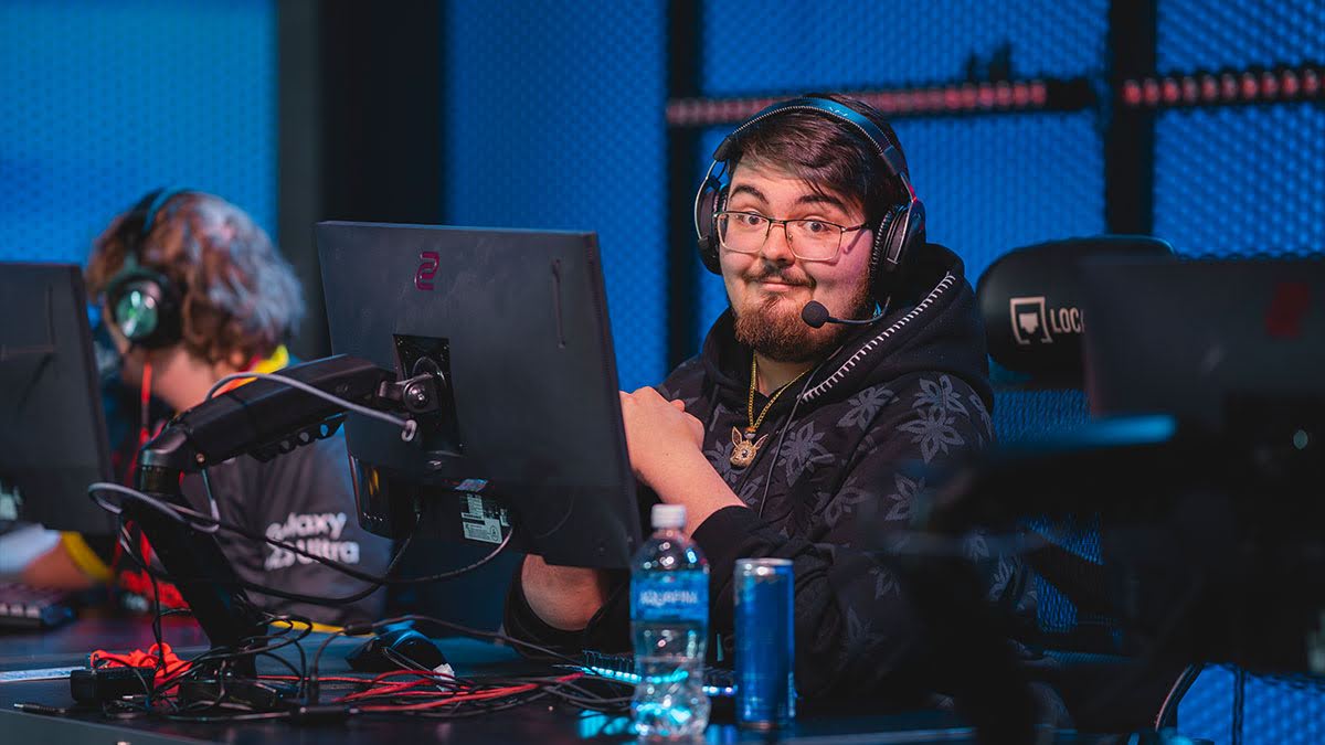the well-known cs2 personality Austin caught on camera