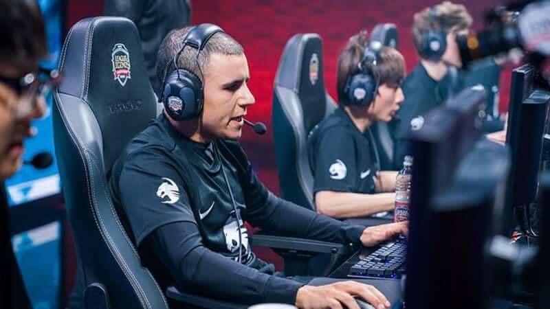 Team Roccat memento