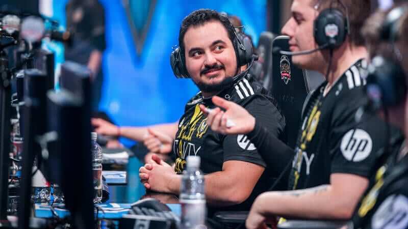 daniele-jiizuke-di-mauro-italian-pro-plauer-league-of-legends