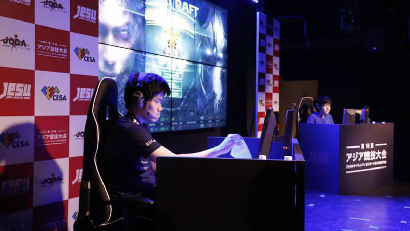 japan-joins-the-competitive-gaming-revolution