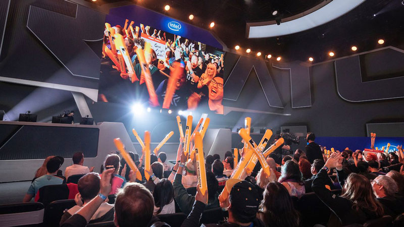 overwatch-league-2019-stage-2-fans