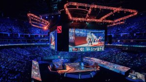 What is Esports and Why do People Watch?