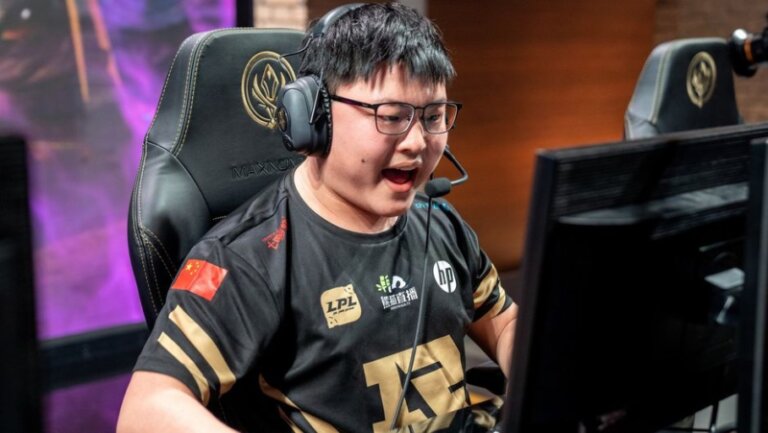 Uzi » League of Legends Esports Player Profile