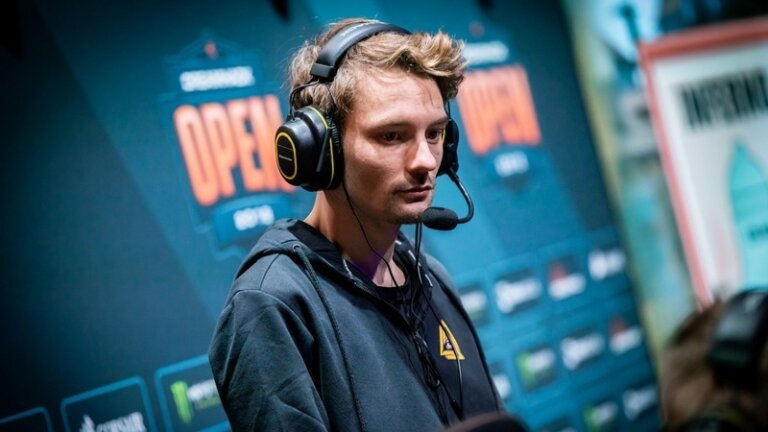 Best CS:GO Coaches in Major History - Unsung Heroes