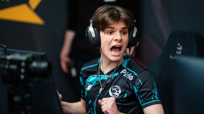 blast r6 major manchester (1) (1)