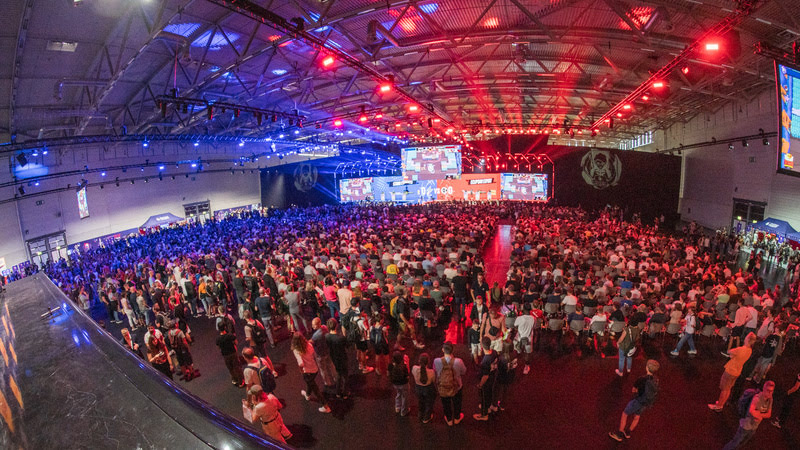 Mobile Esports