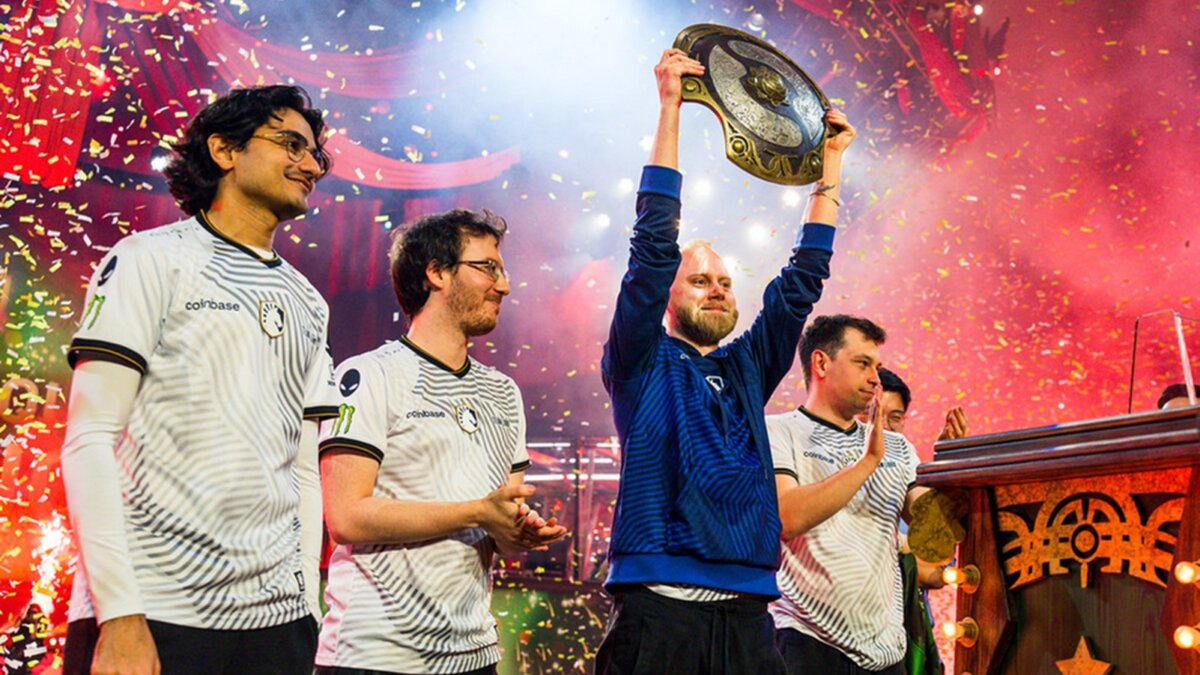 Team Liquid lifts the Aegis of Immortal