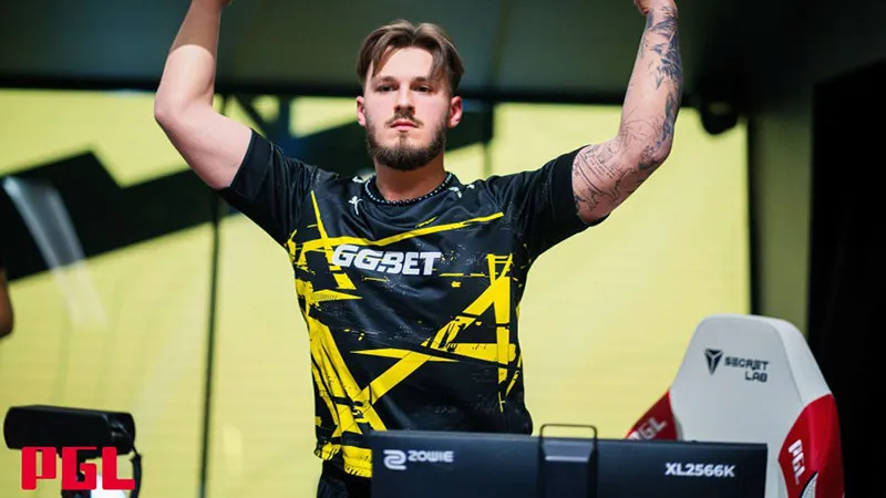 jL @ PGL