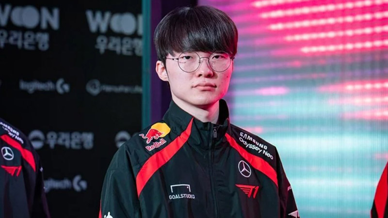the third best lol player in the world, faker from T1