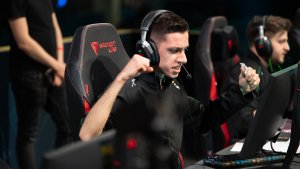 Falcons fly in PGL Cluj-Napoca 2025 Quarter-Finals