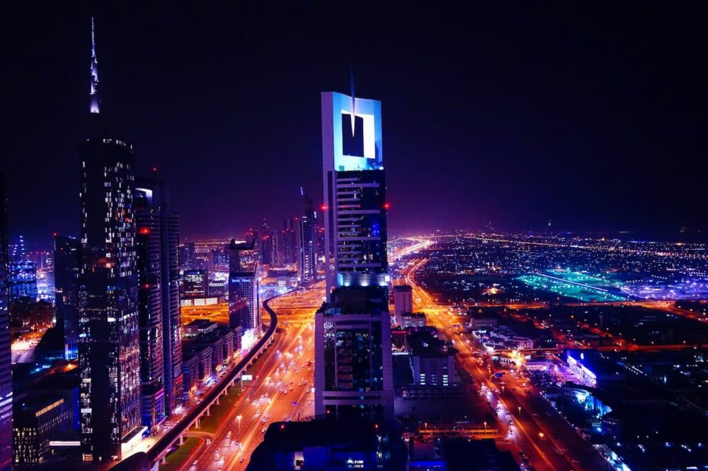dubai downtown by night