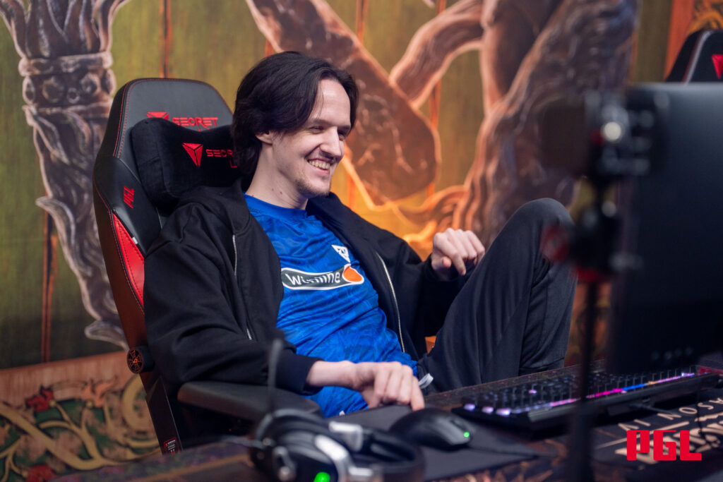 Crystallis smiling at PGL esports Dota 2 event