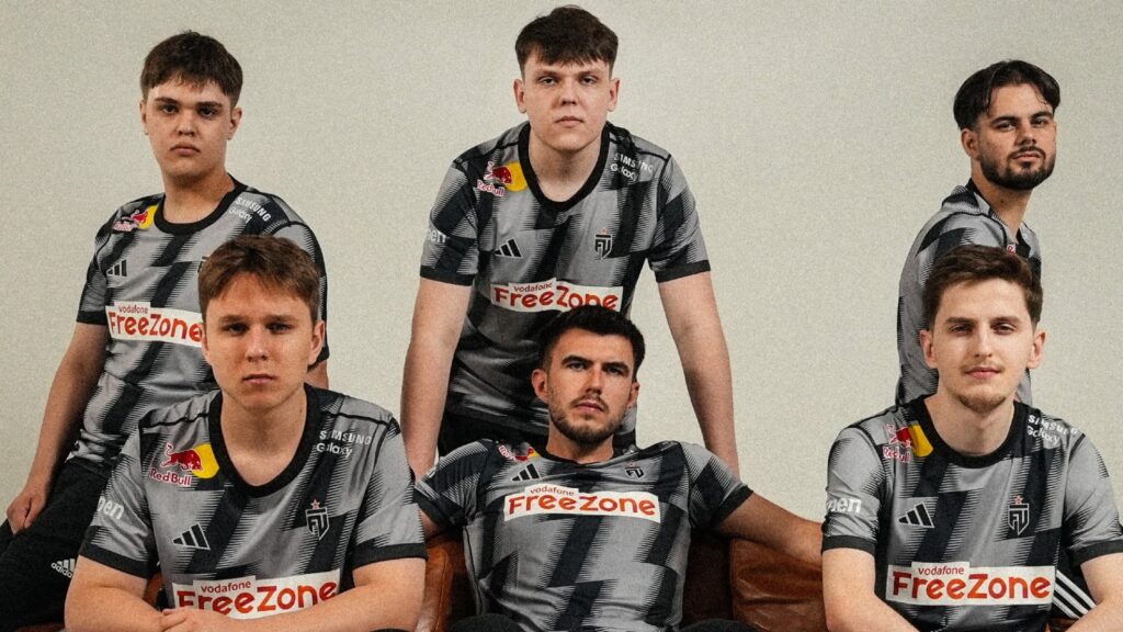 FUT Esports CS team announcement image