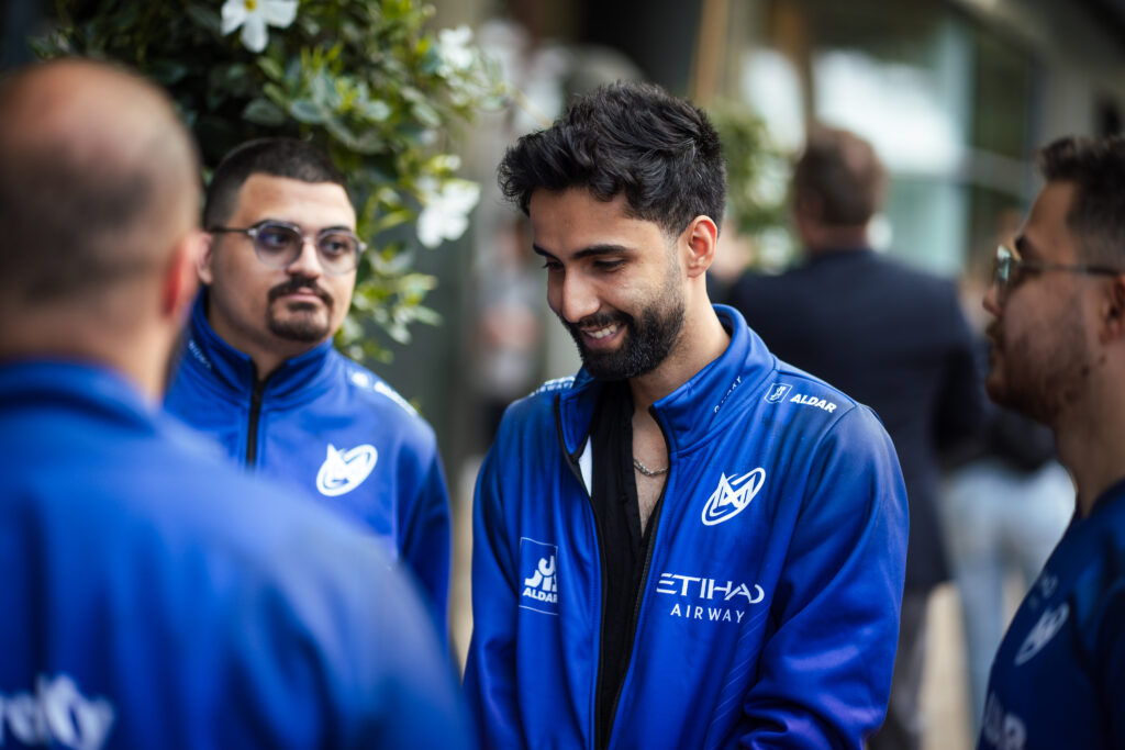 Nigma Galaxy outside at TI14