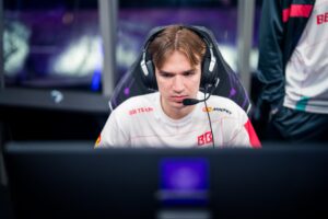 BetBoom Team player concentrating during a live Dota 2 match at The International 2025