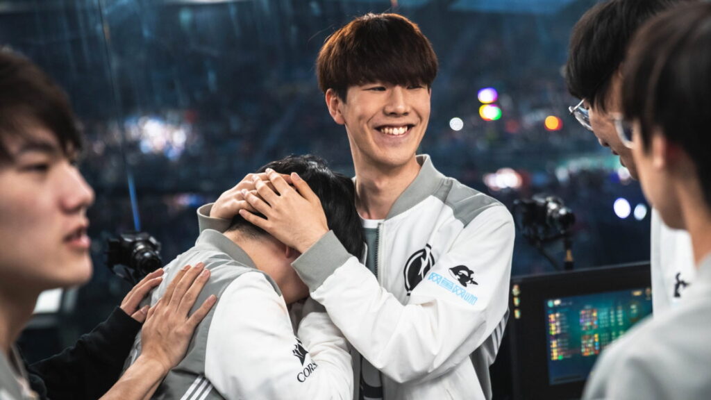 Invictus Gaming celebrating their League of Legends Worlds 2018 championship win