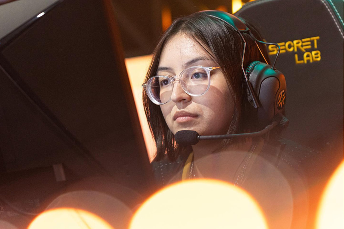 Melanie meL Capone concentrating during VALORANT esports match on professional stage