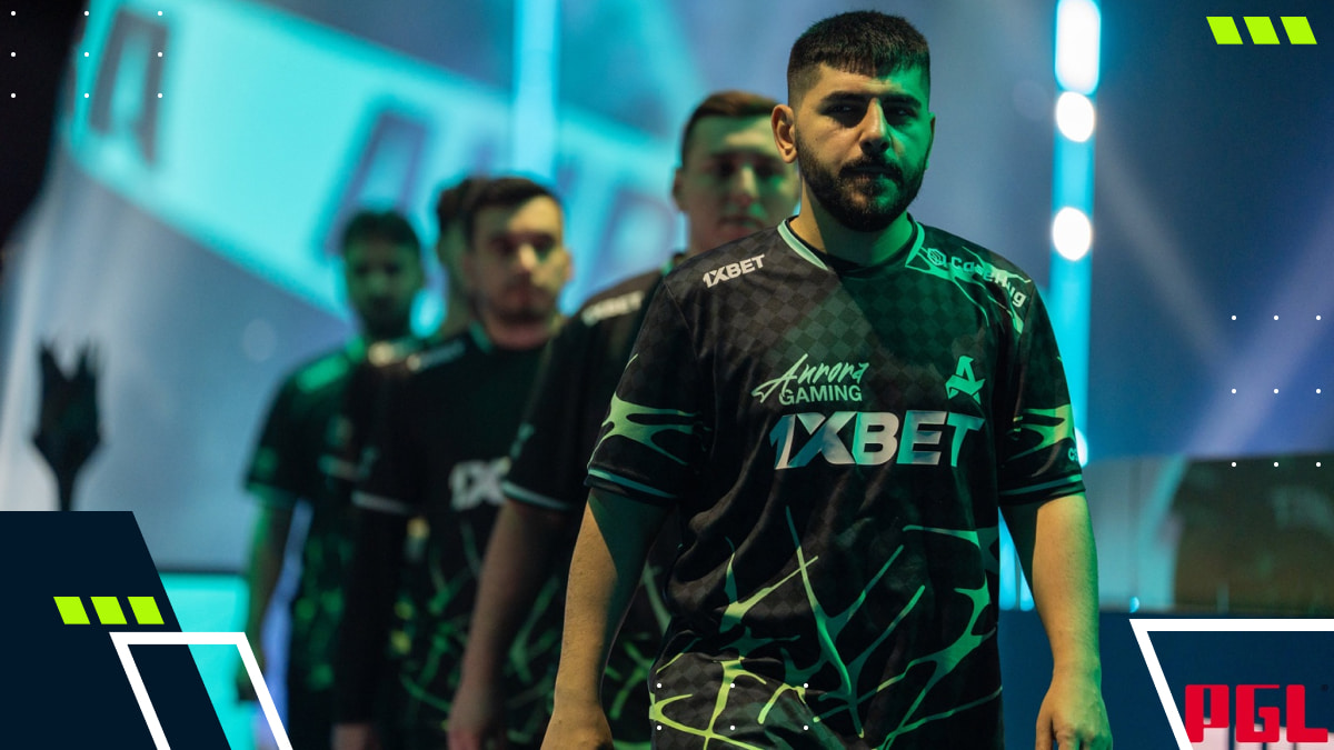 Aurora Gaming players walking on stage at PGL Masters Bucharest 2025 in Counter-Strike 2