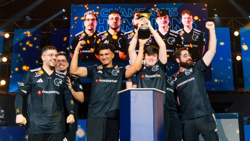 Furia CS2 team lifting Thunderpick World Championship trophy