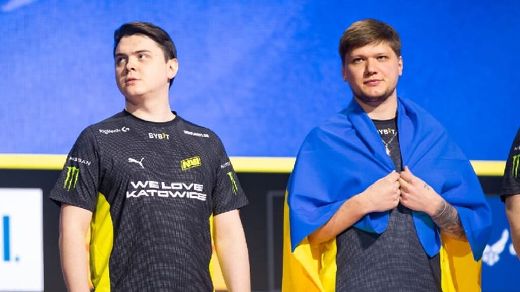Electronic and S1mple representing Navi at a Counter-Strike tournament