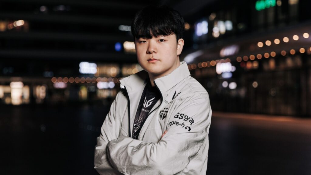 Canyon League of Legends player