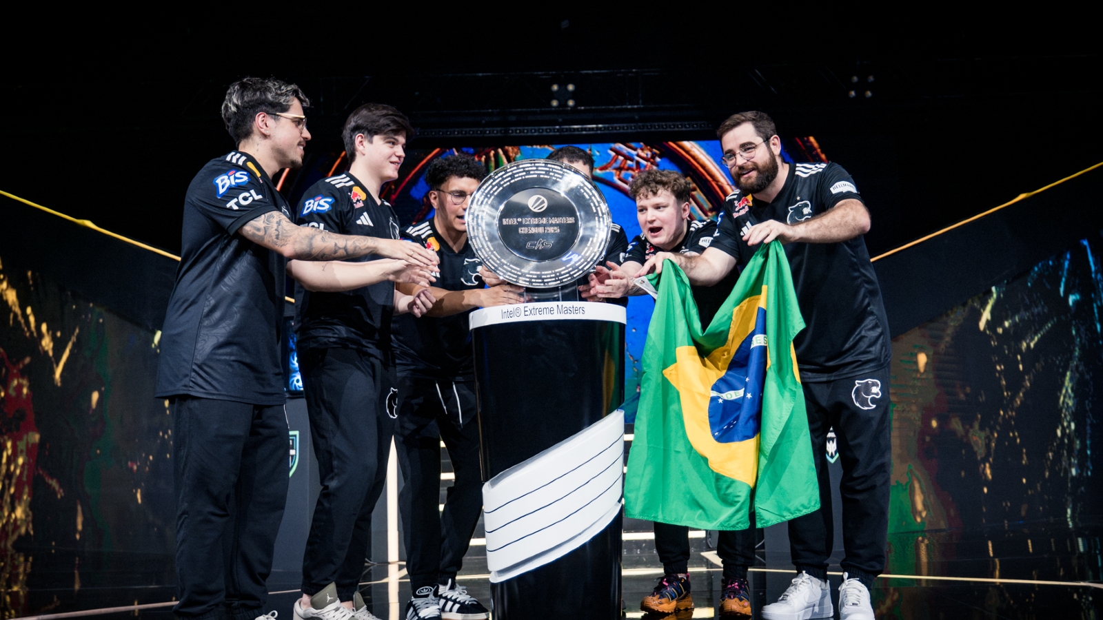 furia with iem chengdu 2025 trophy