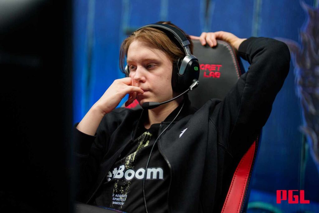 Aleksandr “rue” Filin representing Team Spirit as a support player at a Dota 2 tournament in 2025
